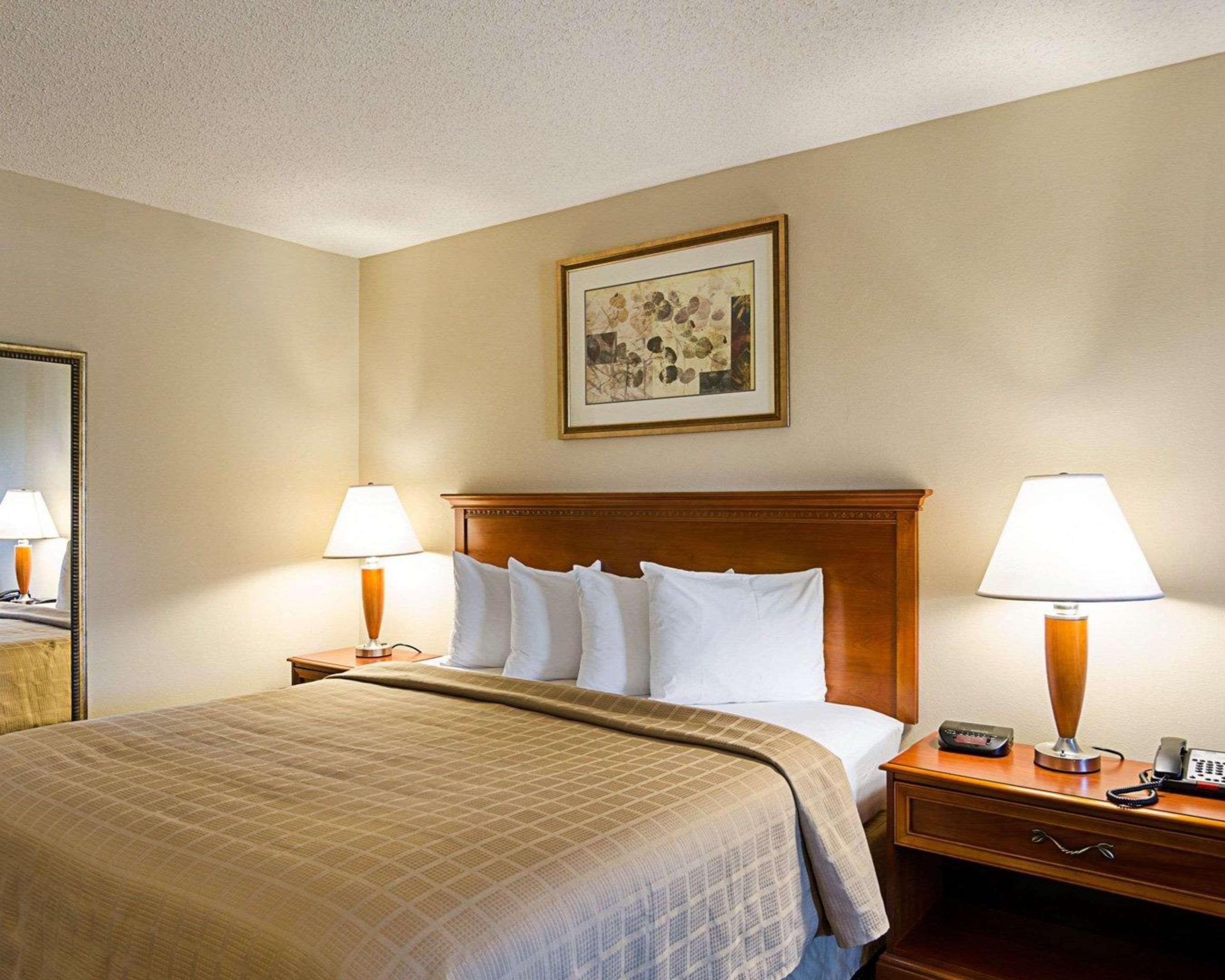 Quality Inn Troutville - Roanoke North Exterior foto