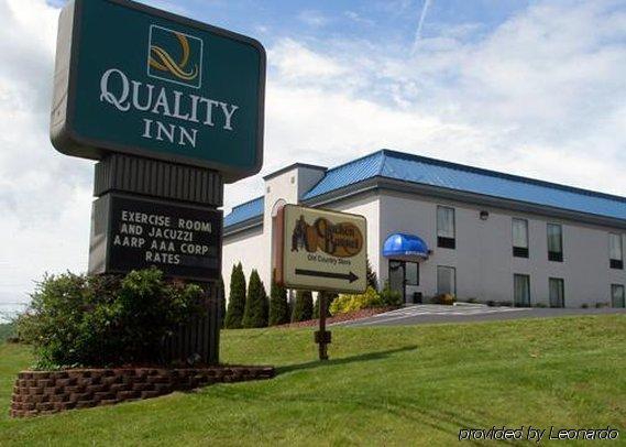Quality Inn Troutville - Roanoke North Exterior foto