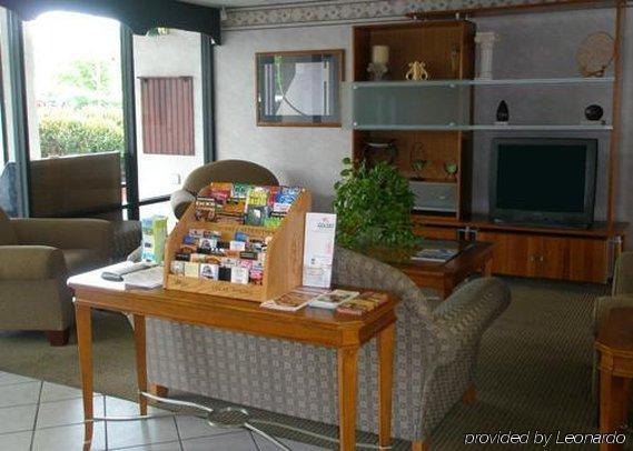 Quality Inn Troutville - Roanoke North Interior foto