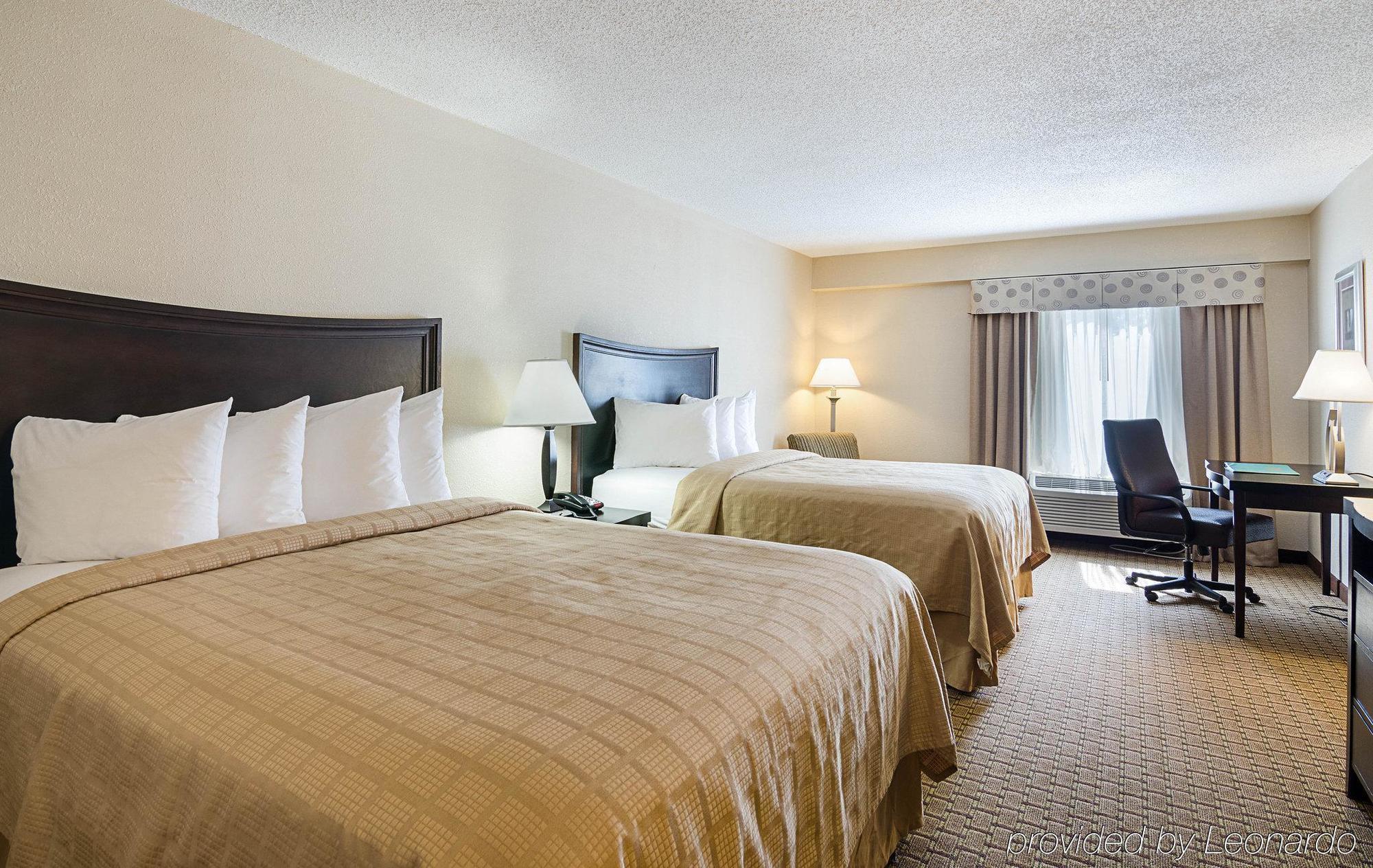 Quality Inn Troutville - Roanoke North Exterior foto